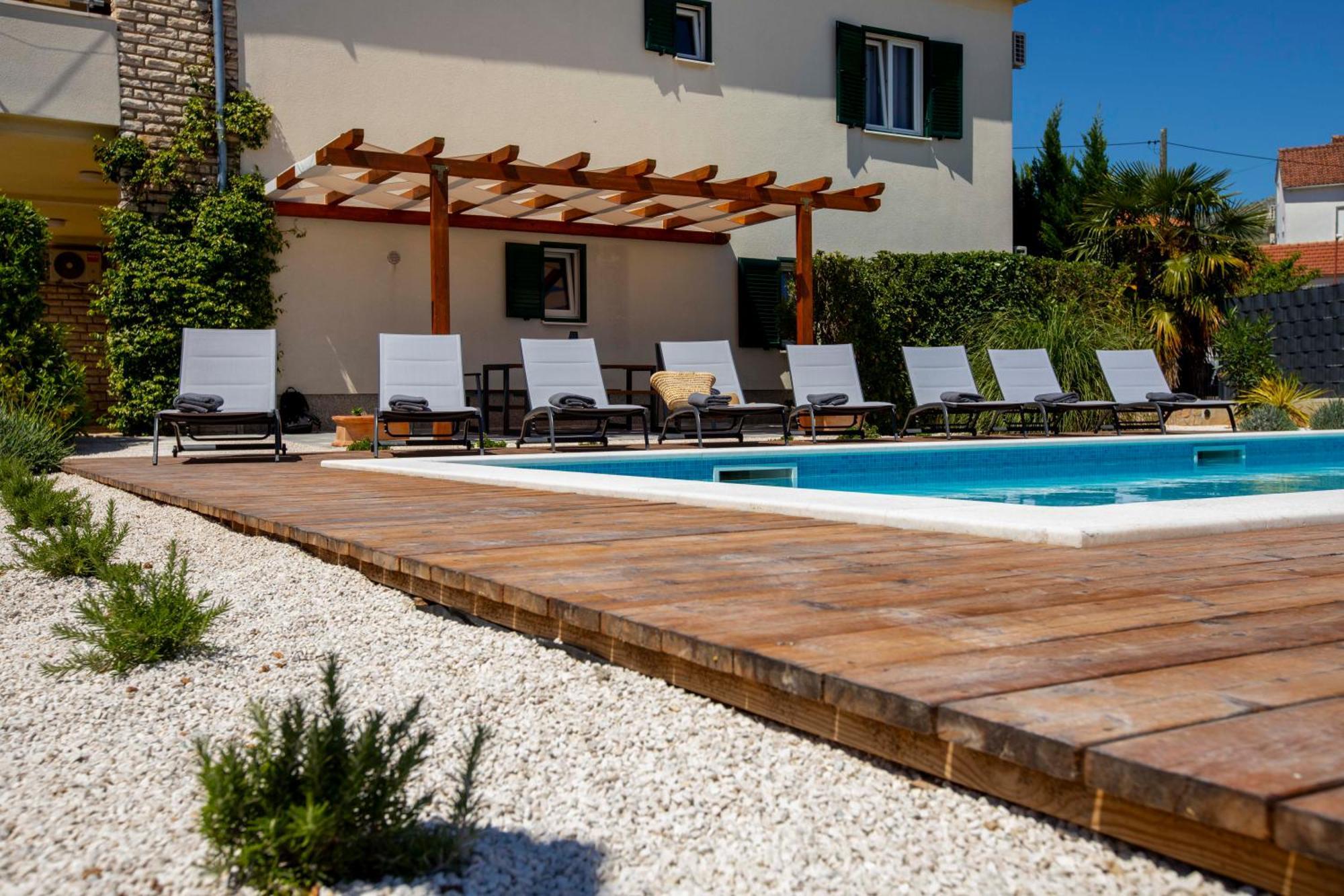 Apartment Laura Trogir Zewnętrze zdjęcie