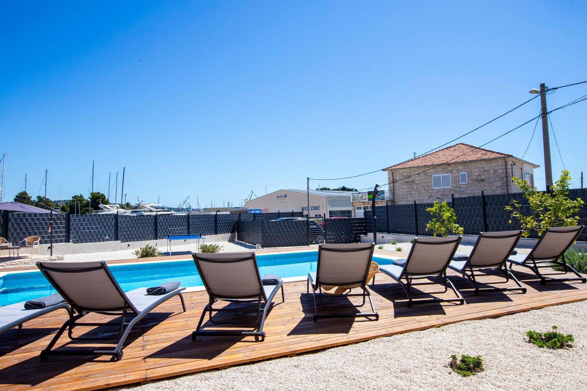 Apartment Laura Trogir Zewnętrze zdjęcie