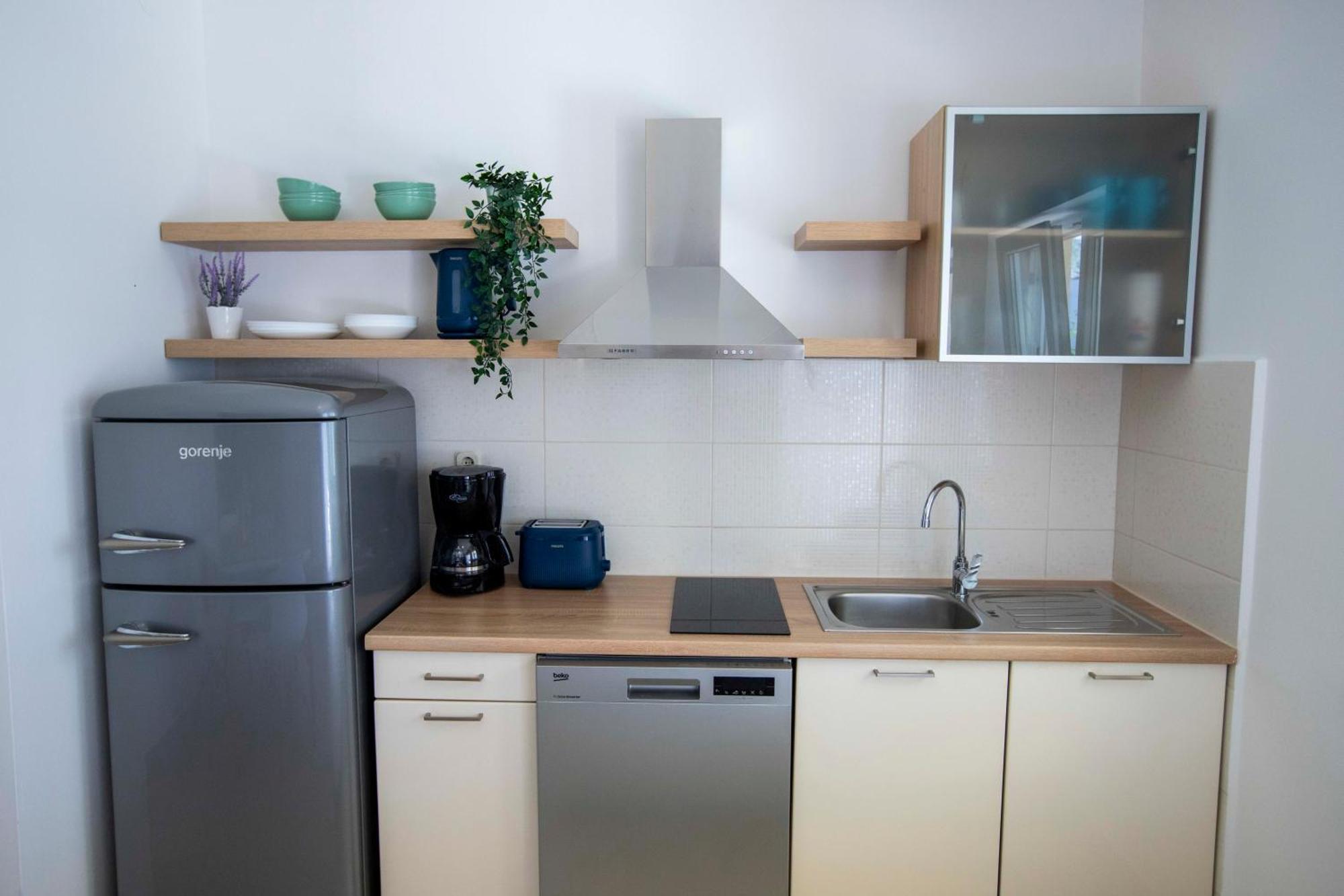 Apartment Laura Trogir Zewnętrze zdjęcie