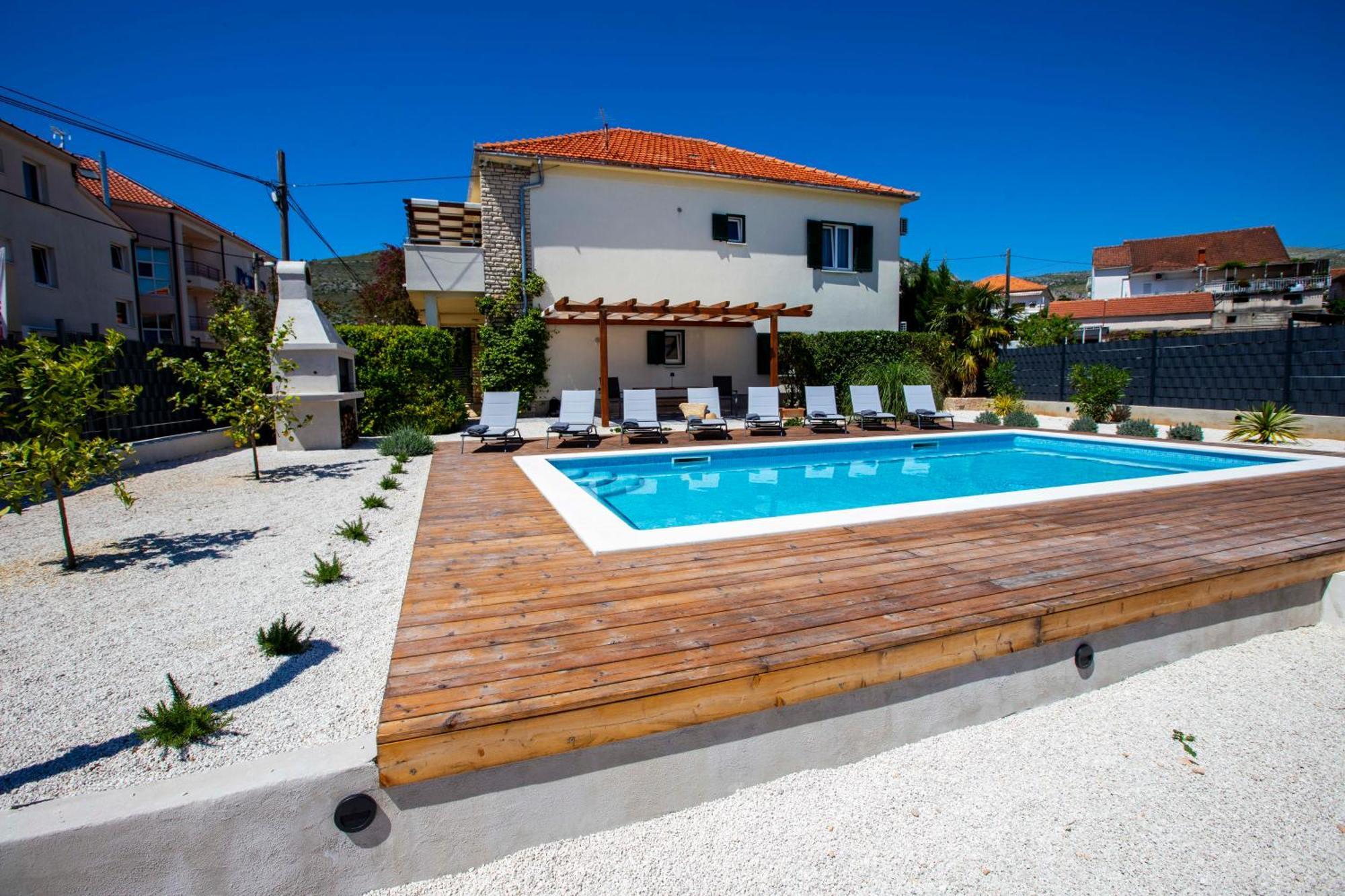 Apartment Laura Trogir Zewnętrze zdjęcie